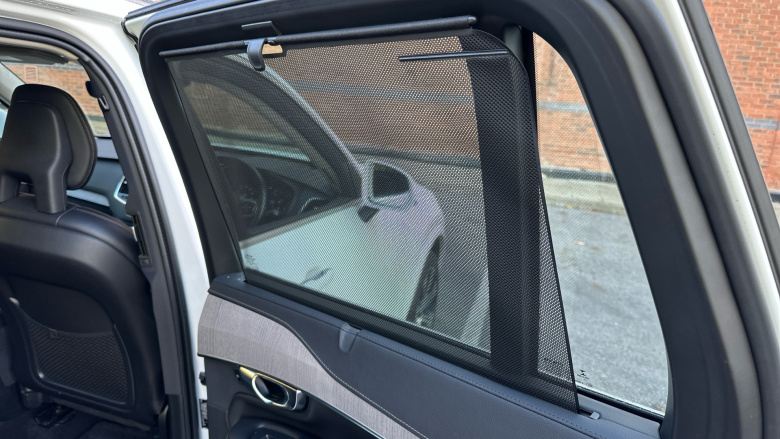 Volvo Xc90 2.0 B5D [235] Inscription Pro 5dr AWD Geartronic Diesel Estate